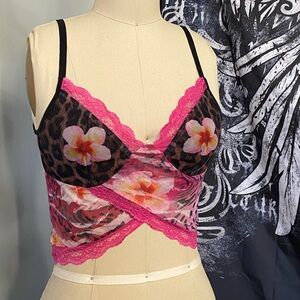 I.AM.GIA leopard hibiscus lacy mesh top 🌸💕